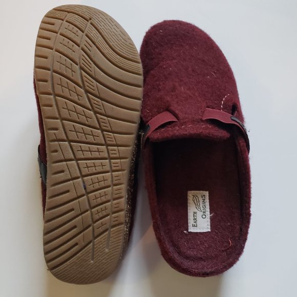 Earth Origins Jenna Felt Slip-on Clogs with strap detail, size 7.5 - Picture 3 of 5